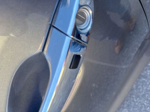 Used 2015 Chrysler 200 C w/ Navigation & Sound Group I image 68