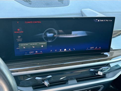 Used 2025 BMW X7 xDrive40i image 16