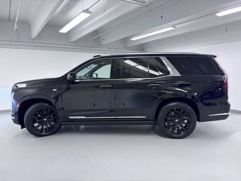 Used 2025 Cadillac Escalade Premium Luxury w/ Touring Package AWD/4WD image 4