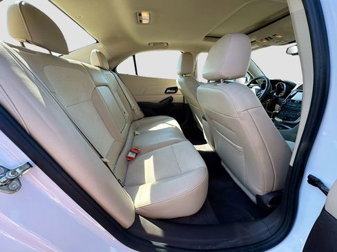 Used 2015 Chevrolet Malibu LT image 32