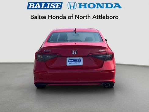 Used 2023 Honda Civic Sport image 4