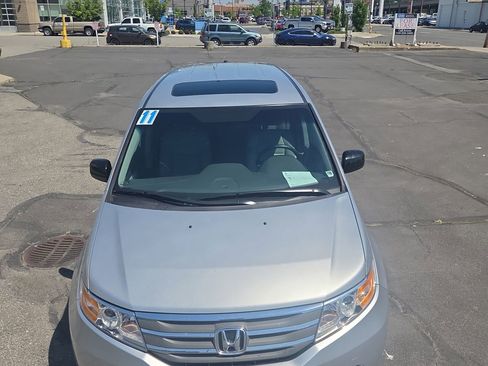 Used 2011 Honda Odyssey EX-L image 8