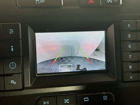 Used 2018 Ford F150 XLT w/ Equipment Group 301A Mid RWD image 22
