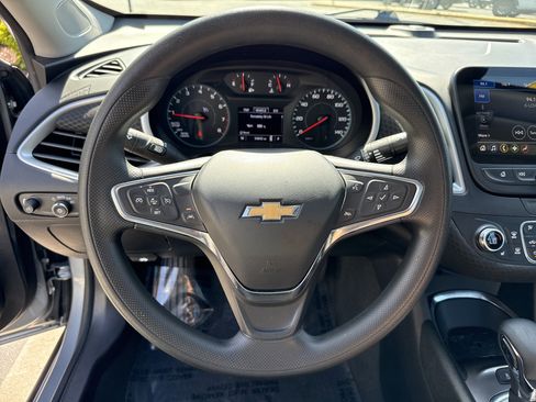Used 2024 Chevrolet Malibu LT FWD image 18