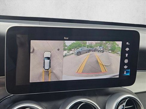 Used 2021 Mercedes-Benz GLC 300 image 13