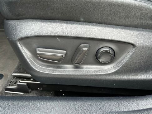 Used 2023 Toyota Camry SE image 16