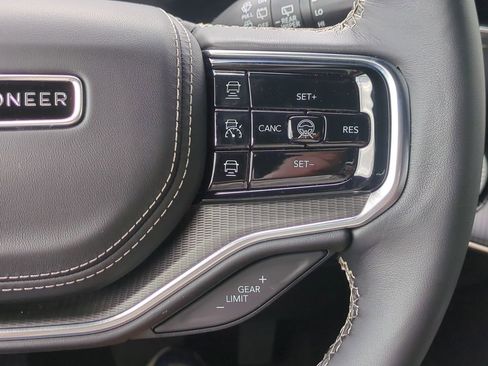 New 2026 Jeep Grand Wagoneer L Summit AWD/4WD image 29