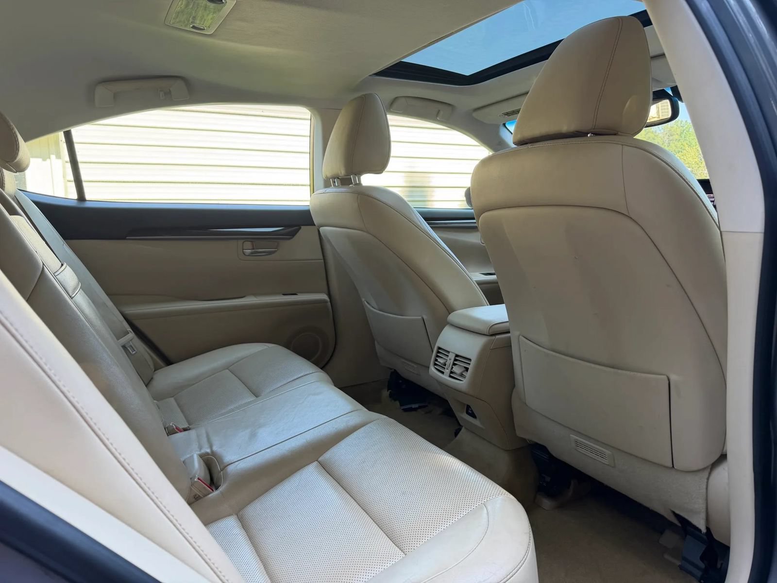 Used 2013 Lexus ES 350 w/ Luxury Pkg FWD image 24