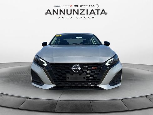 Certified 2025 Nissan Altima 2.5 SR image 8