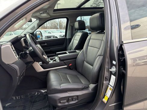 Used 2023 Toyota Tundra Limited image 10