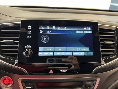 Used 2022 Honda Pilot Sport image 16