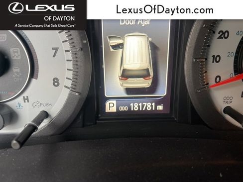 Used 2016 Toyota Sienna L image 15