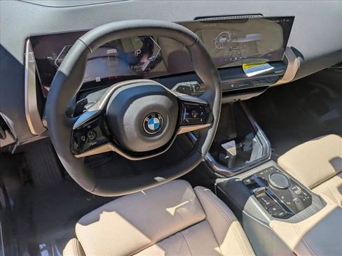 Certified 2025 BMW X3 xDrive30 w/ Premium Package AWD/4WD image 3