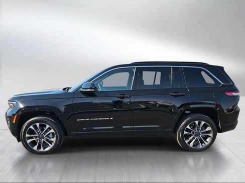 New 2025 Jeep Grand Cherokee Overland w/ Adv Protech Group III image 3