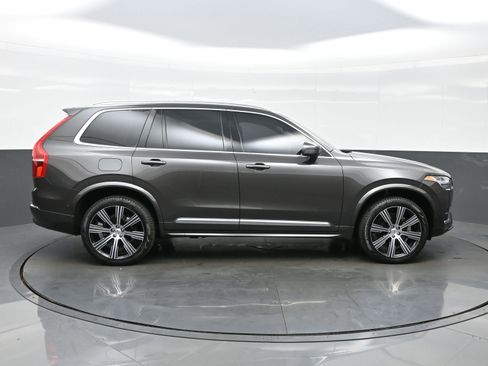 Used 2025 Volvo XC90 B6 Ultra w/ Protection Package image 7