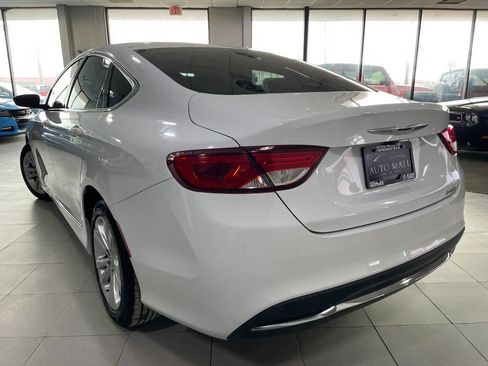 Used 2015 Chrysler 200 Limited image 5