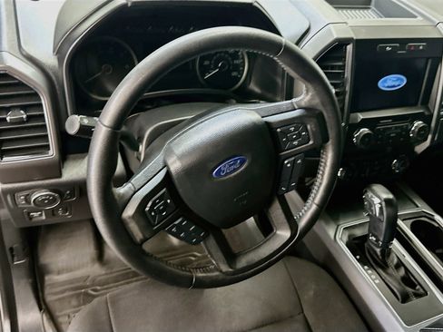 Used 2019 Ford F150 XLT w/ Equipment Group 302A Luxury AWD/4WD image 18