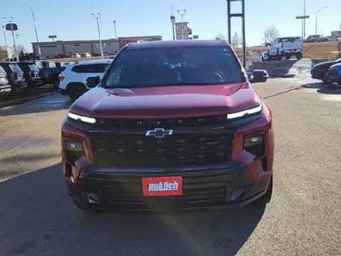 Certified 2024 Chevrolet Traverse RS image 3