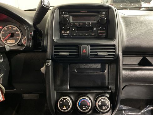 Used 2003 Honda CR-V LX image 15