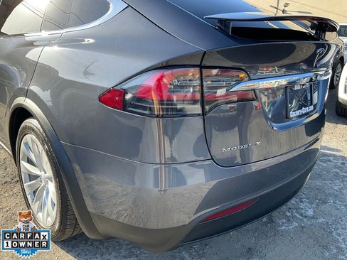 Used 2017 Tesla Model X 100D image 94