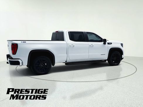 Used 2022 GMC Sierra 1500 Elevation w/ Elevation Premium Package AWD/4WD image 8