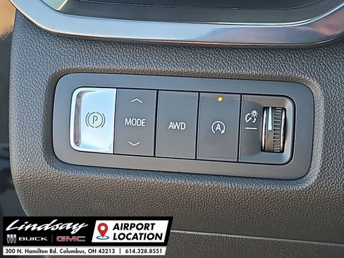 New 2026 GMC Acadia AT4 w/ Super Cruise Package image 18