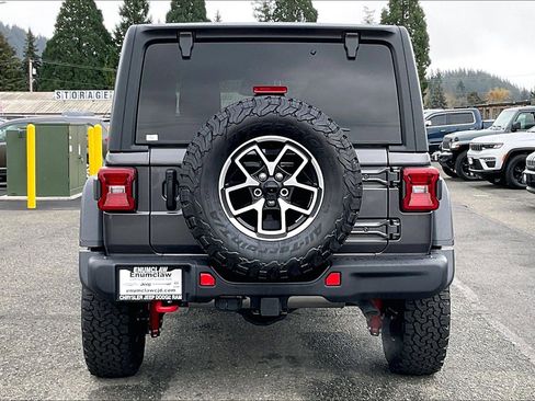 New 2025 Jeep Wrangler Unlimited Rubicon w/ Steel Bumper Group image 4