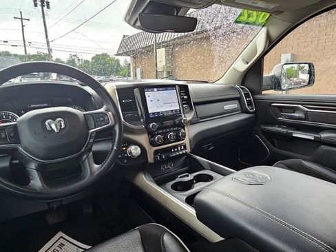 Used 2022 RAM 1500 Laramie AWD/4WD image 15