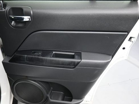 Used 2017 Jeep Patriot High Altitude image 22