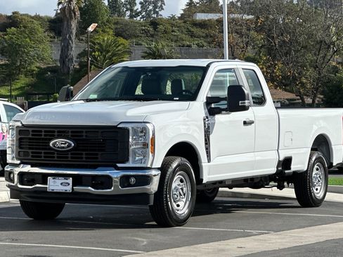 New 2026 Ford F250 XL w/ XL Chrome Package image 7
