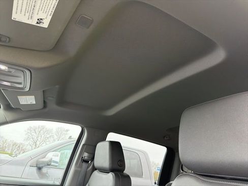 Used 2025 Chevrolet Silverado 1500 LTZ AWD/4WD image 15