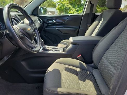 Used 2019 Chevrolet Equinox LT FWD image 19