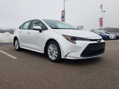 New 2026 Toyota Corolla LE image 3