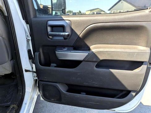 Used 2017 Chevrolet Silverado 2500 W/T image 15