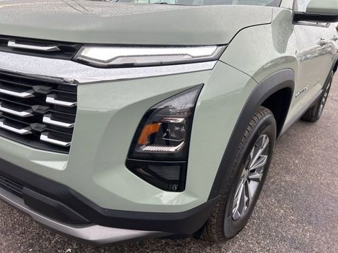 New 2026 Chevrolet Equinox LT image 9