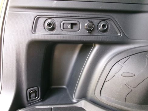 Used 2024 Subaru Forester Wilderness w/ Wilderness Package image 30