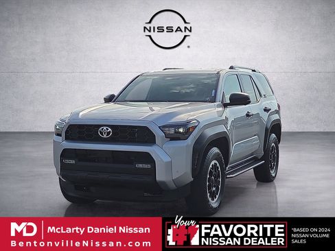 Used 2025 Toyota 4Runner TRD Off-Road Premium w/ Tow Technology Package AWD/4WD image 2