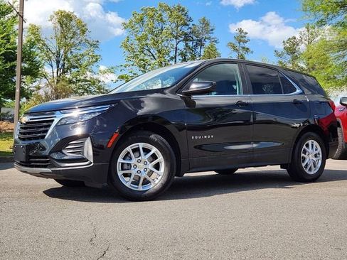 Used 2024 Chevrolet Equinox LT FWD image 24