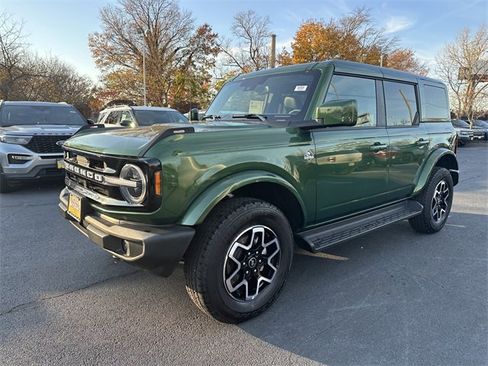 Certified 2025 Ford Bronco Outer Banks image 9