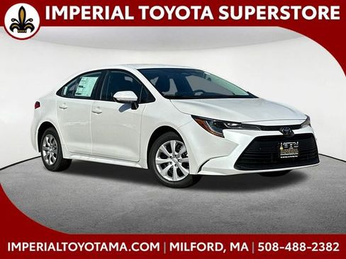 New 2026 Toyota Corolla LE image 1