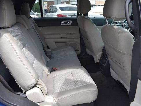 Used 2012 Ford Explorer XLT image 18
