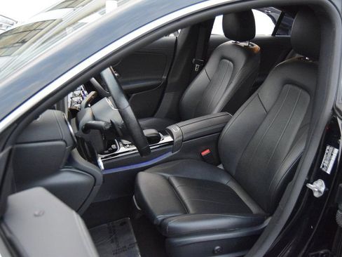 Used 2021 Mercedes-Benz CLA 250 4MATIC w/ Premium Package image 16