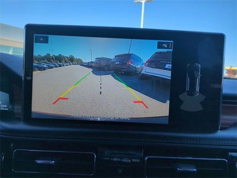 Used 2021 Lincoln Nautilus Reserve image 21