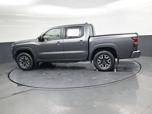 Certified 2026 Nissan Frontier SV w/ SV Convenience Package RWD image 8