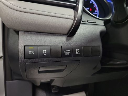 Used 2023 Toyota Camry LE image 19