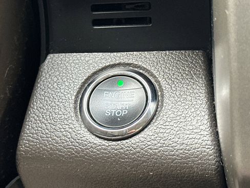 Used 2018 Ford Expedition XLT w/ Equipment Group 202A image 21