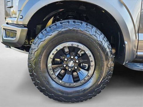 Used 2018 Ford F150 Raptor w/ Equipment Group 802A Luxury image 25