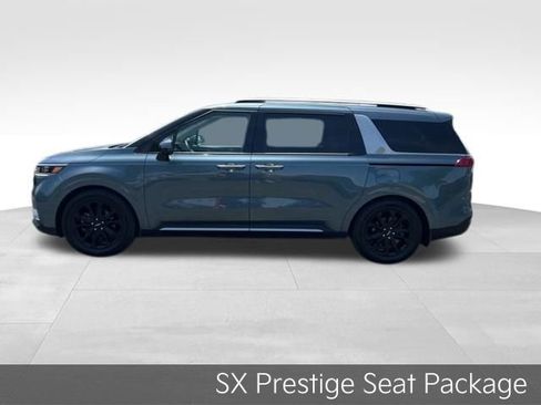 Used 2024 Kia Carnival SX Prestige FWD image 5