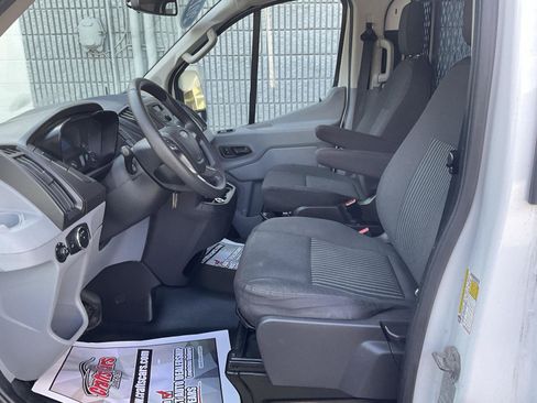 Used 2019 Ford Transit 250 130 Low Roof w/ Exterior Upgrade Package RWD image 9