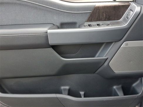 Used 2021 Ford F150 Lariat image 13